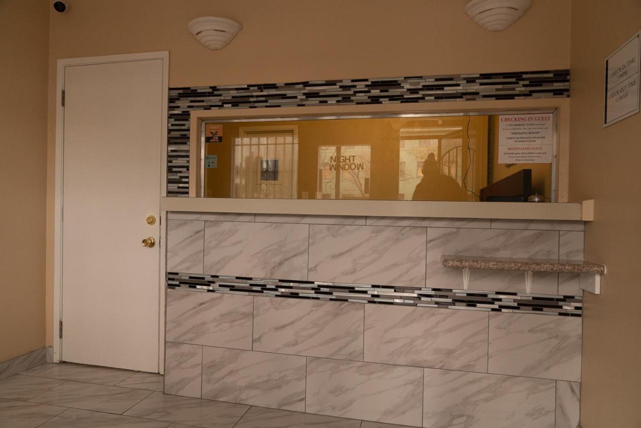 Stay Inn Suite Stockton Bagian luar foto