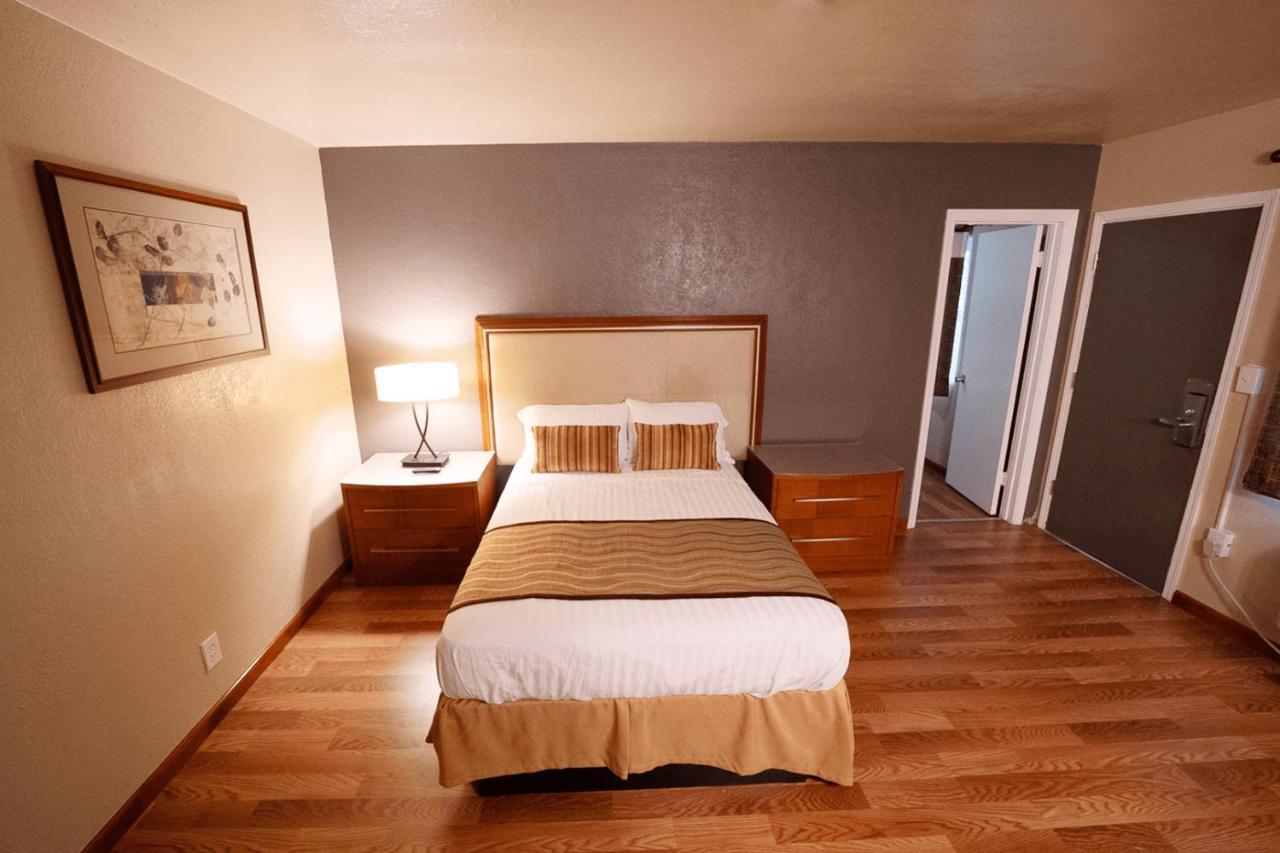 Stay Inn Suite Stockton Bagian luar foto